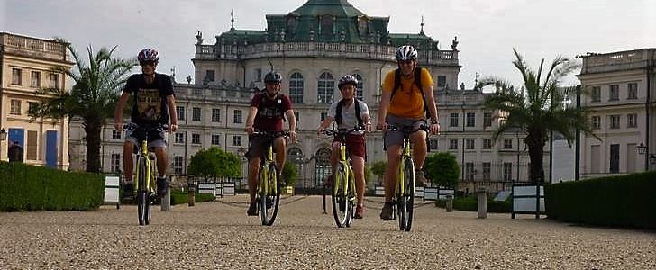 PedalaTo – La Palazzina di Caccia di Stupinigi in E-bike (Royal E-Bike Tour)